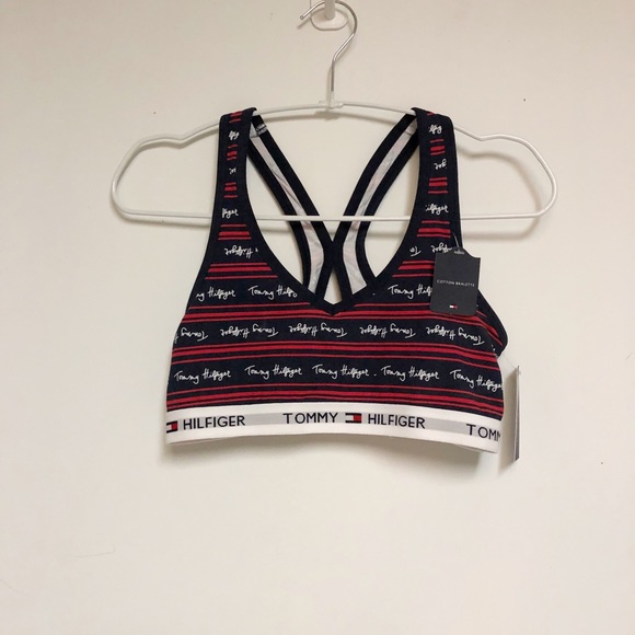 🌸New 🌸Tommy Hilfiger Sports Bralette